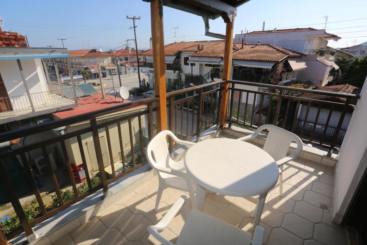 Apartments Villa Castor Pefkochori Eksteriør bilde